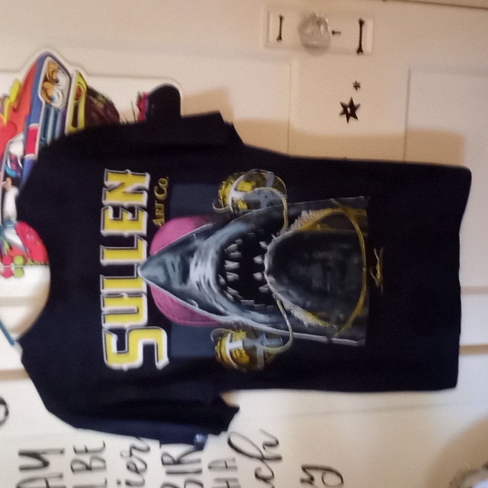 Sullen mens size medium shirt